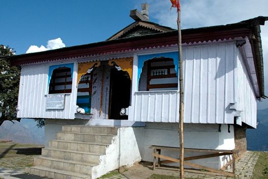 bijli mahadev temple at kullu